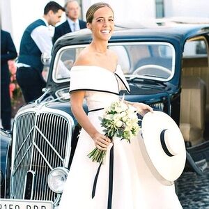 A-line/Princess Off-the-Shoulder Sleeveless Satin w/ Low Back small